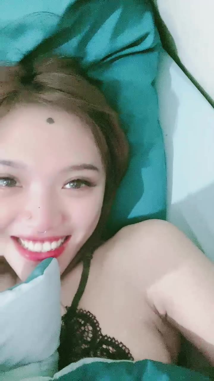 Tidur Bareng Ael Tocil Cantik Sambil Nenen ID 79197162 Mango