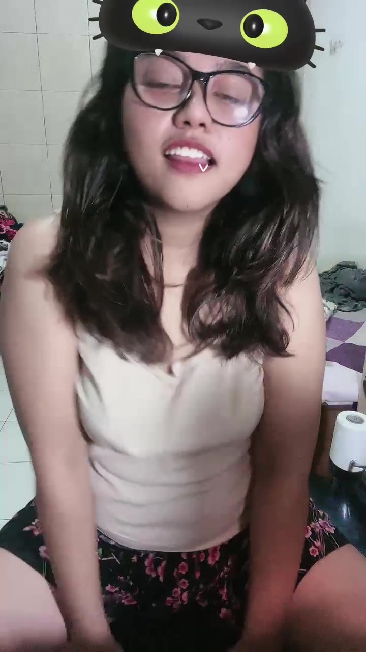 Uting Dedek Gemes Tocil Kacamata Bebe ID 15801182 Mango